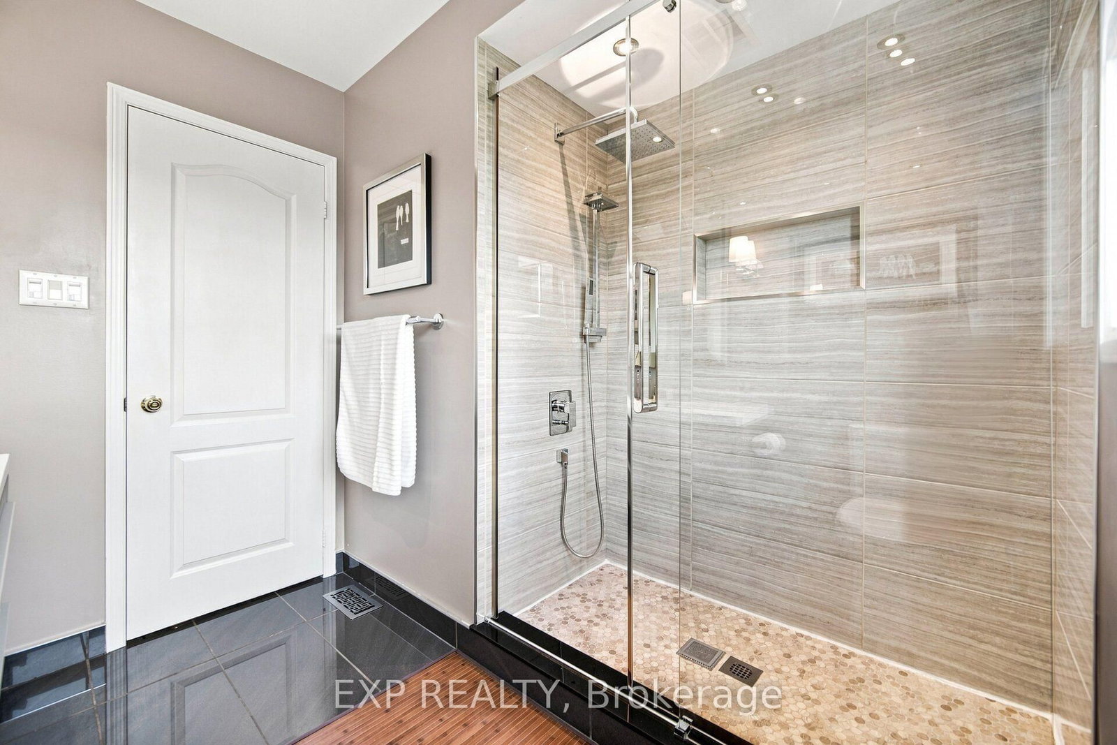 5911 Greensboro Drive • Mississauga, ON photo 42