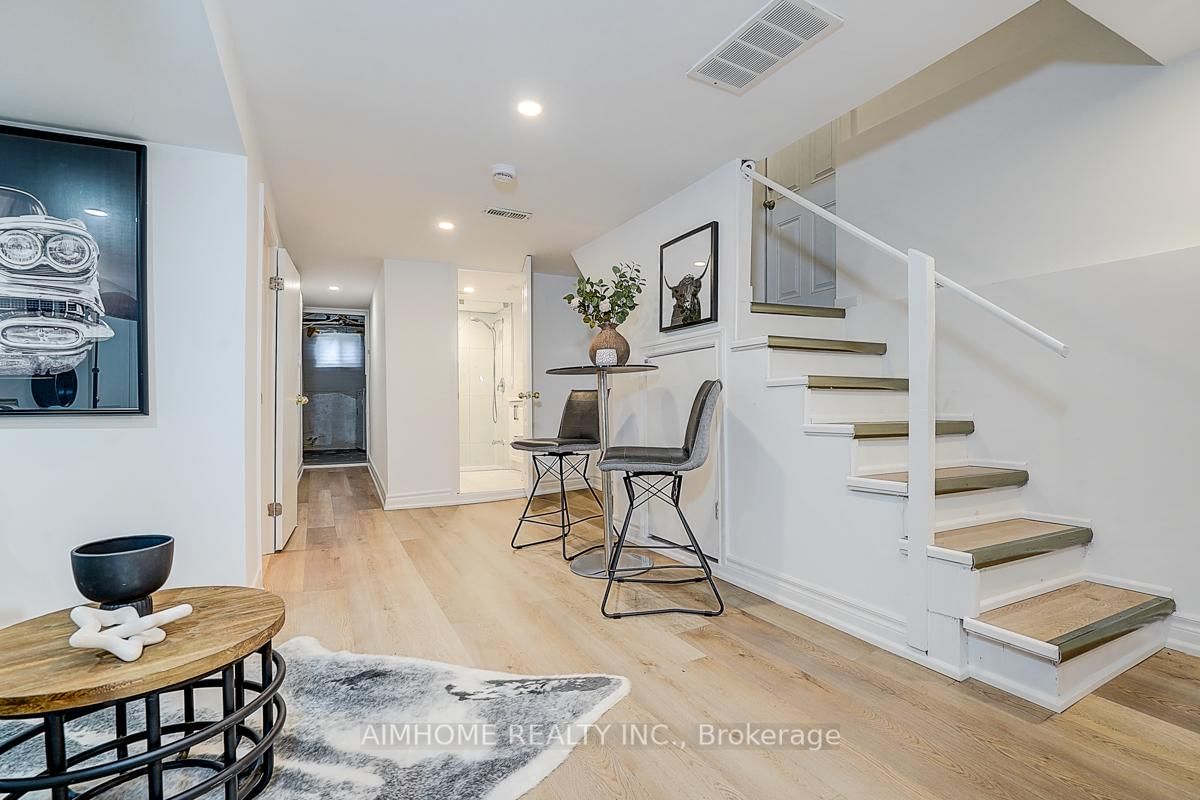 107 Glendale Avenue • Toronto, ON photo 30