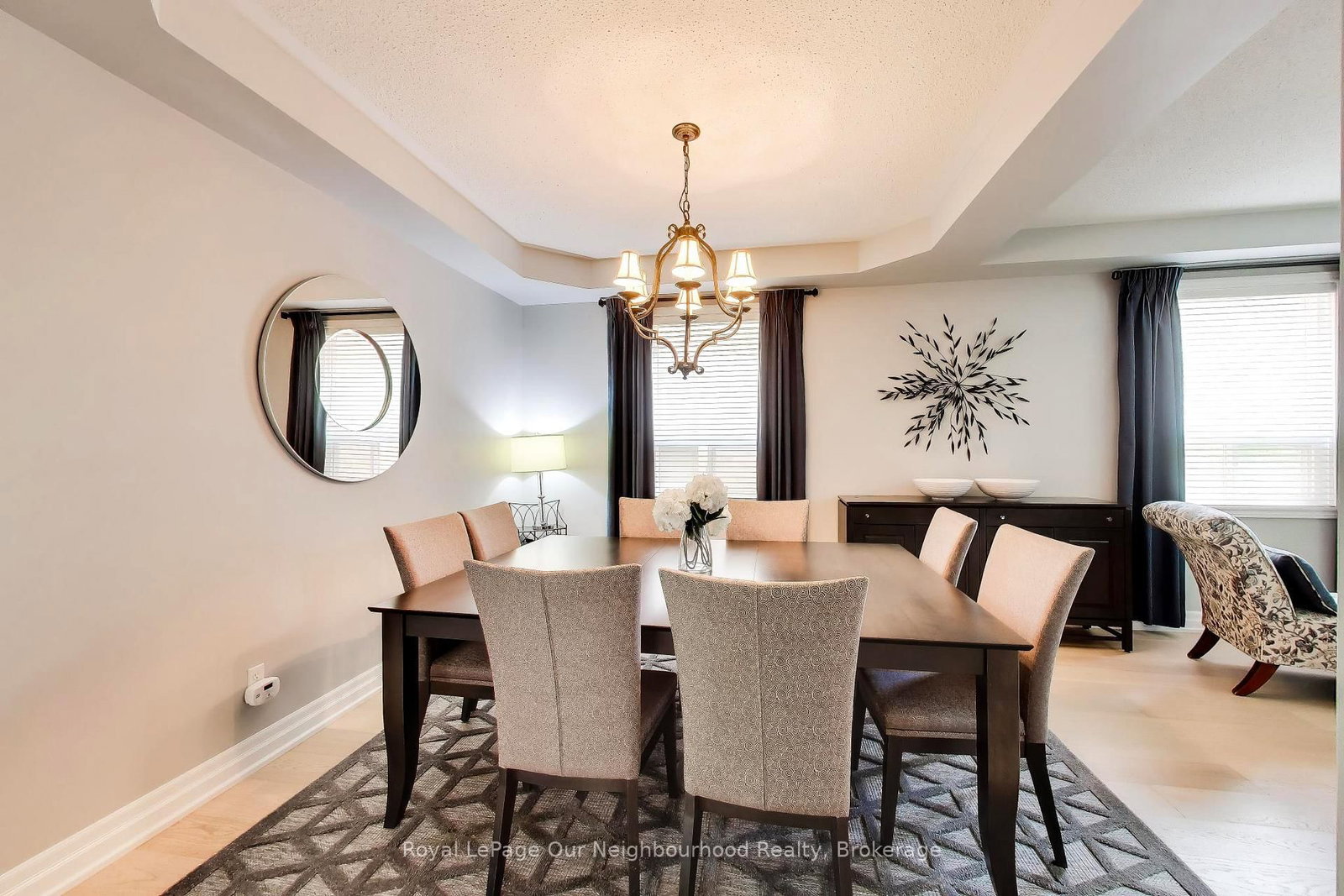 2324 Woodcrest Drive • Oakville, ON photo 4