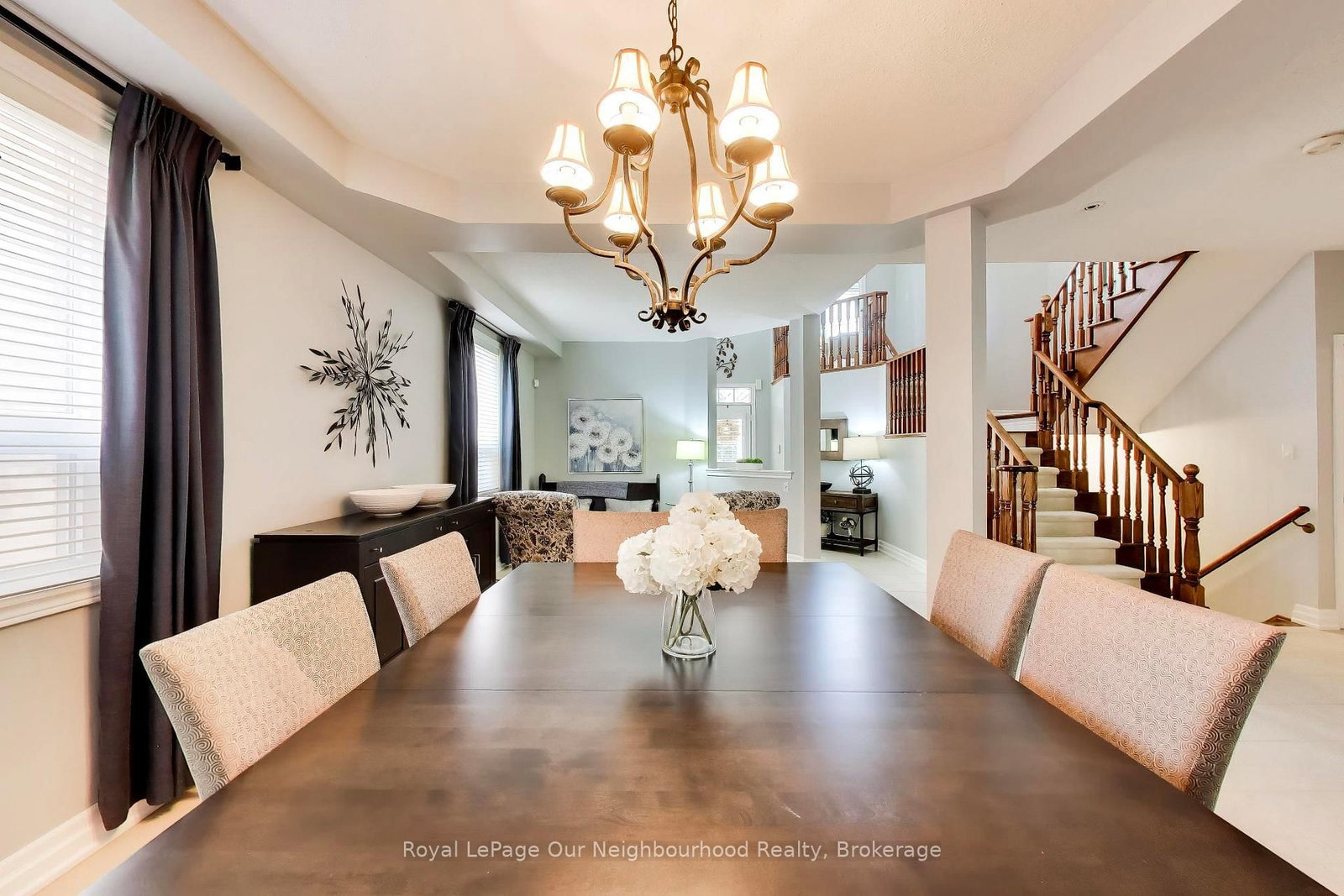 2324 Woodcrest Drive • Oakville, ON photo 5