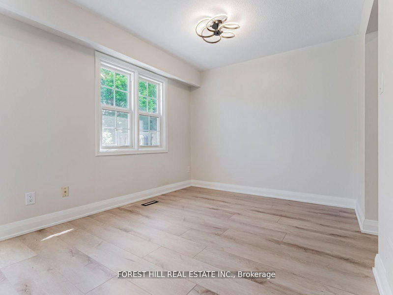 2120 Rathburn Mississauga,ON L4W 2S8 — Photo 18