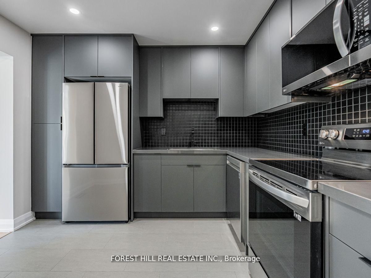 2120 Rathburn Road E • #37 • Mississauga, ON photo 6