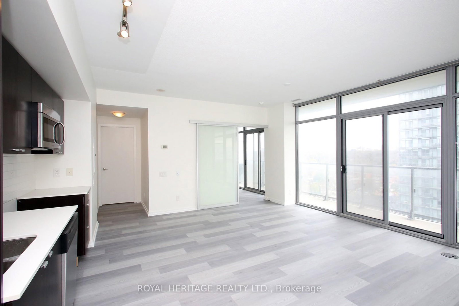 105 Queensway Avenue • #1216 • Toronto, ON photo 13
