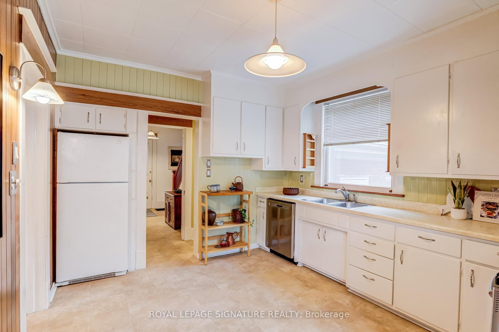 22 Peel Avenue • Brampton, ON photo 10