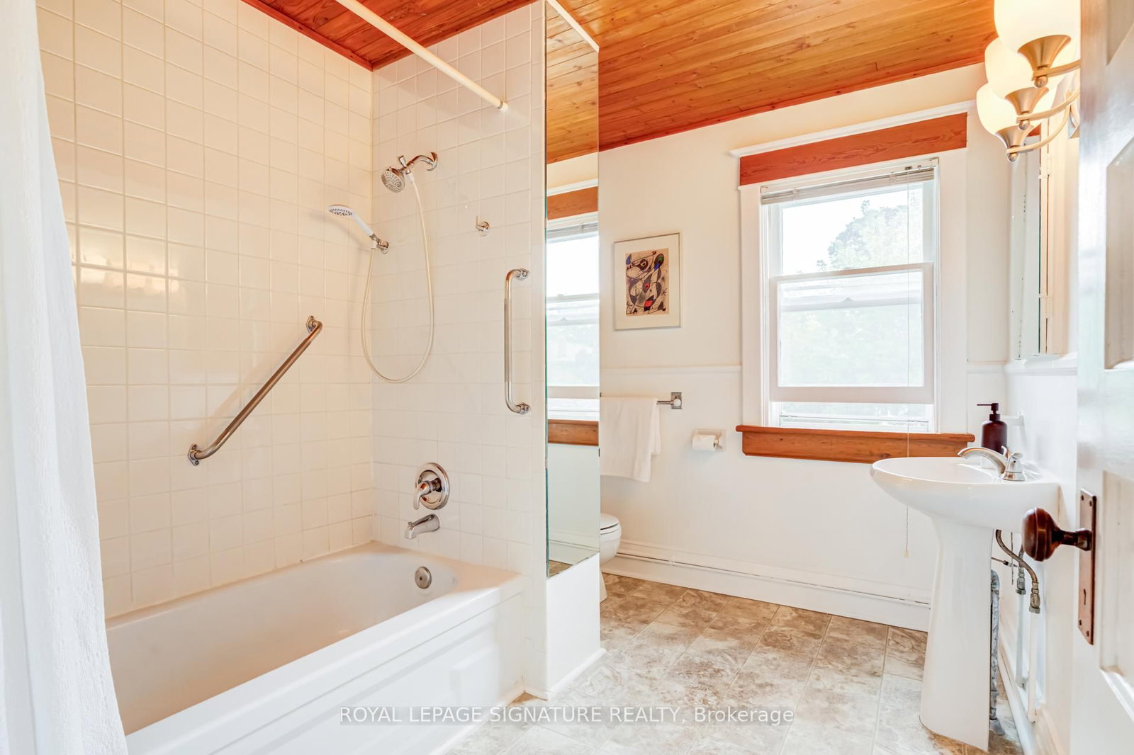 22 Peel Avenue • Brampton, ON photo 22