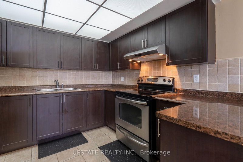 310 Mill Brampton,ON L6Y 3B1 — Photo 10