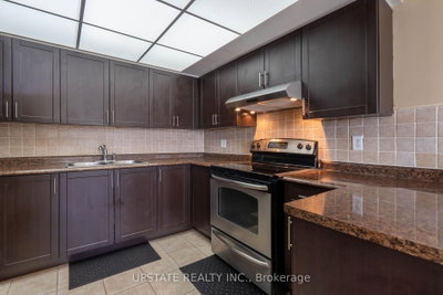 310 Mill Brampton,ON L6Y 3B1 — Photo 10