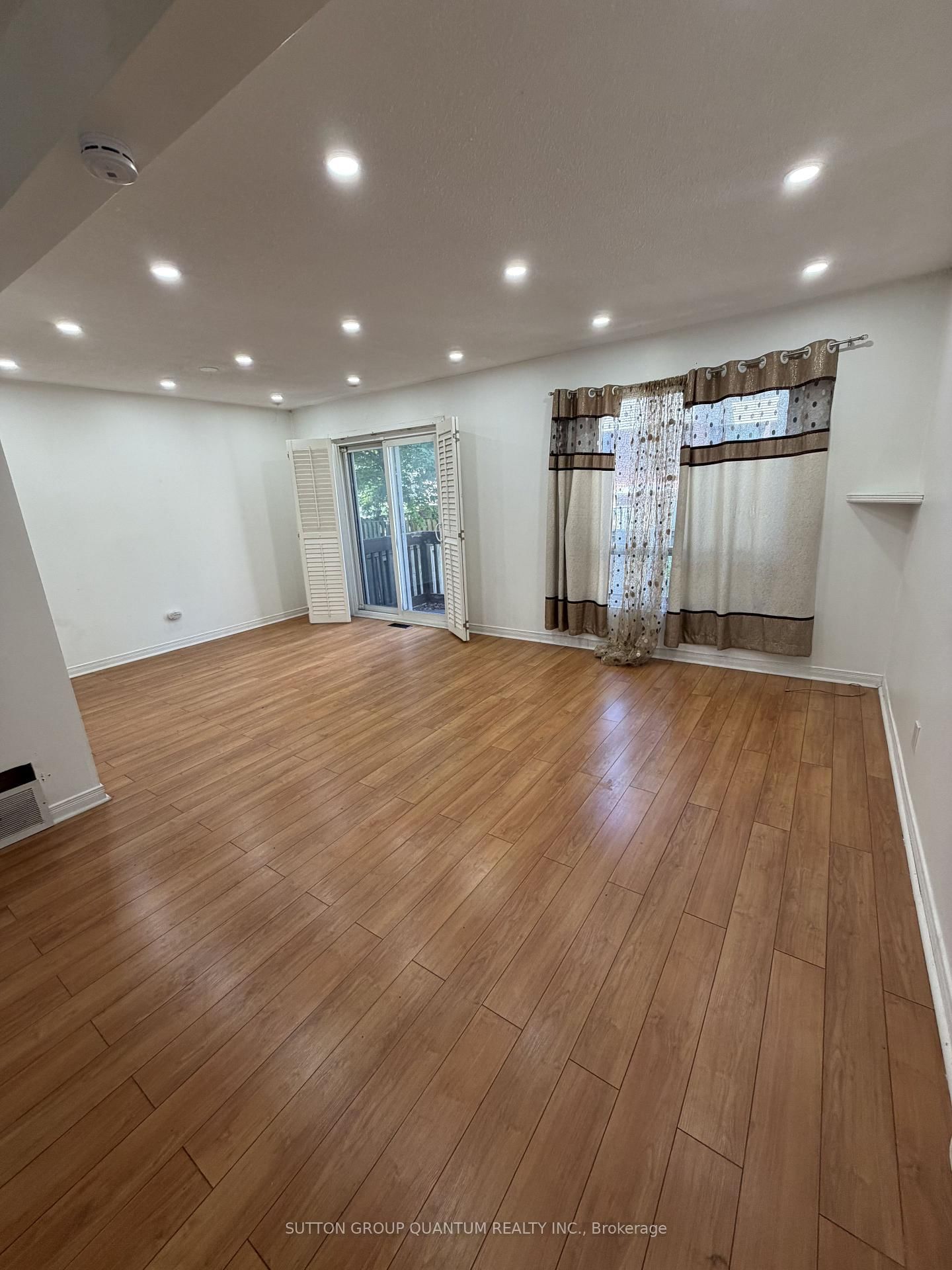 48 Carleton Place S • Brampton, ON photo 5