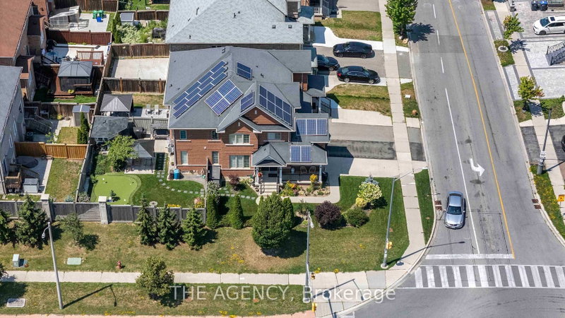 2 Brentwick Drive