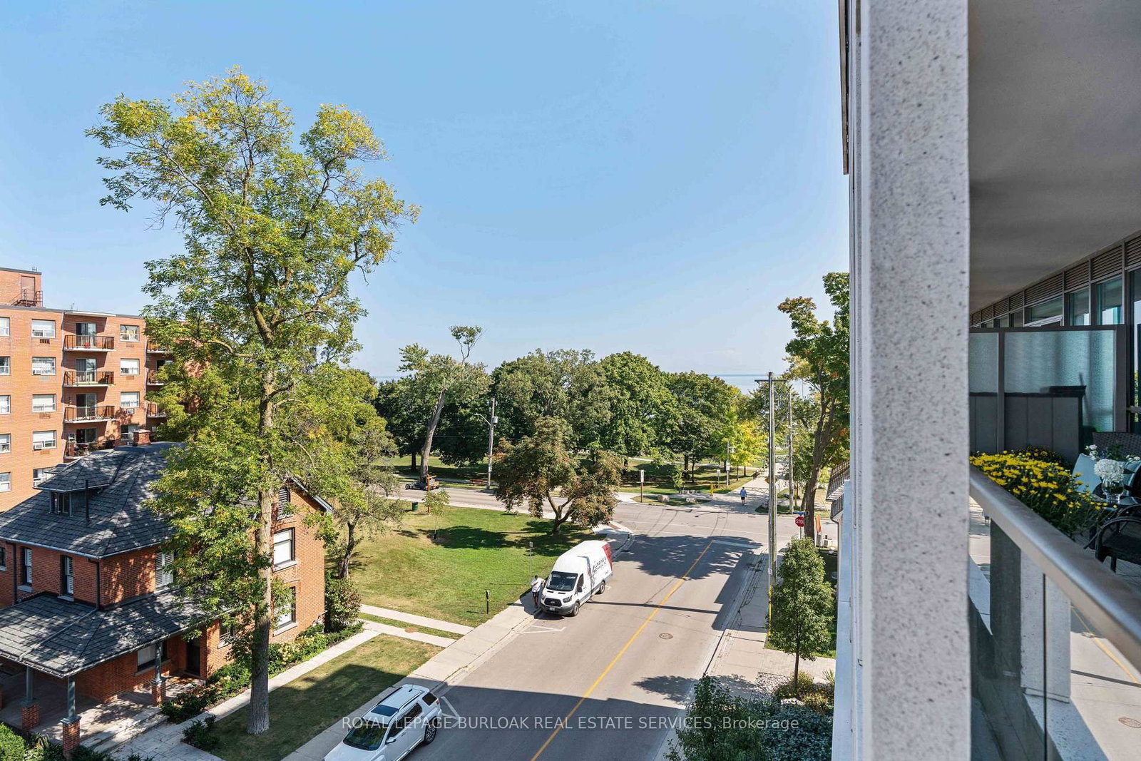 11 Bronte Road • #409 • Oakville, ON photo 24