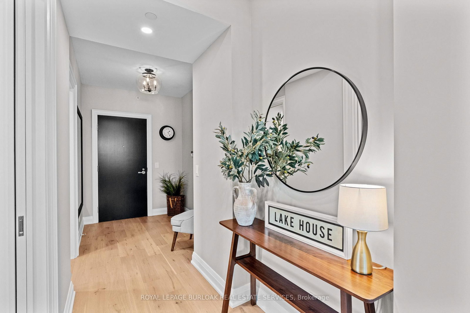 11 Bronte Road • #409 • Oakville, ON photo 4