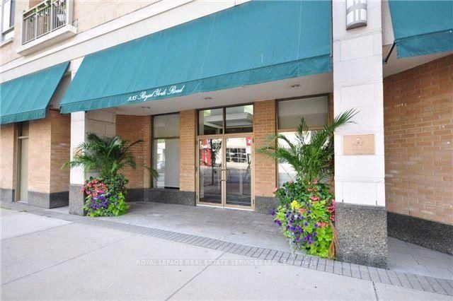 305 - 935 Royal York Road