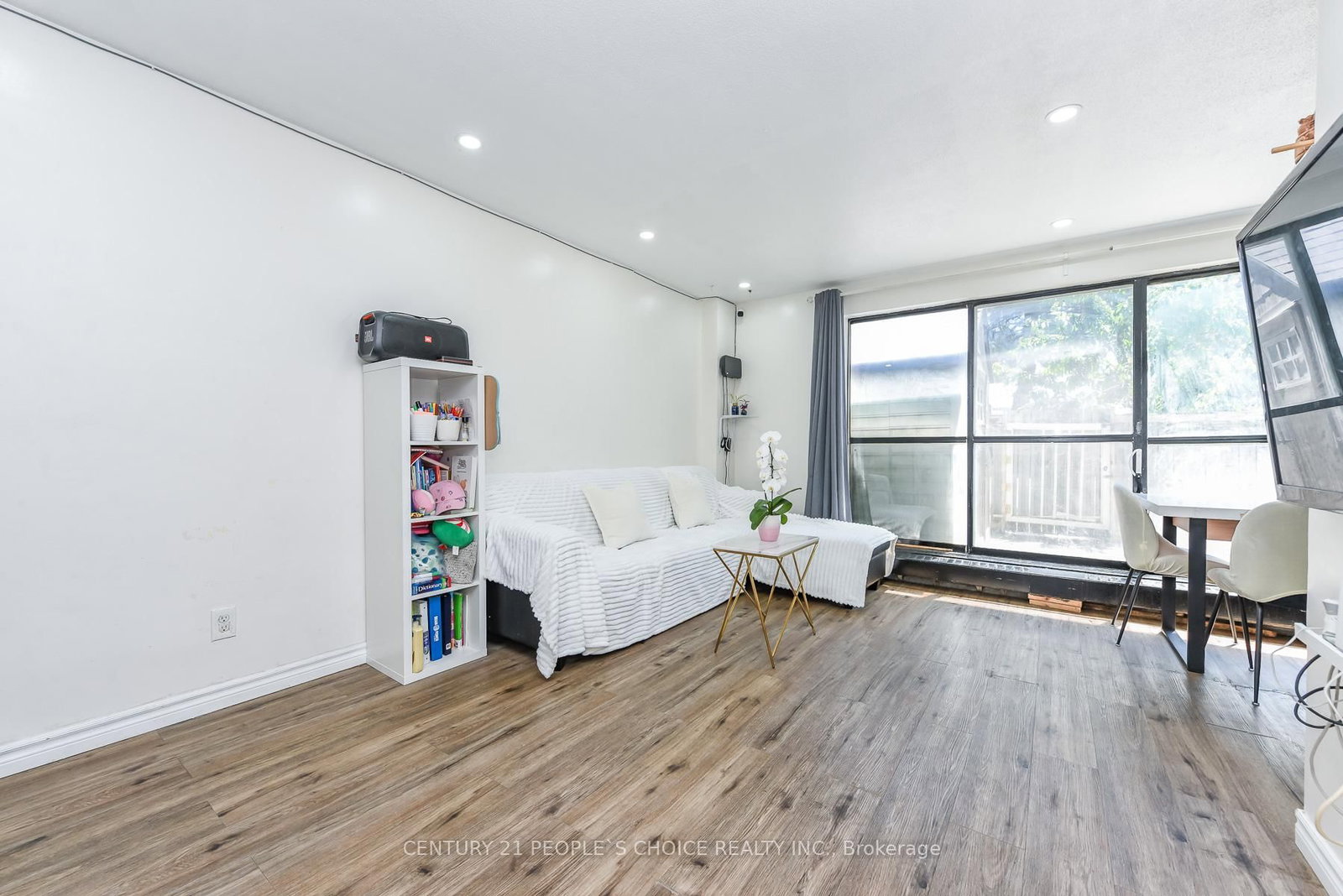 10 Eddystone Avenue • #108 • Toronto, ON photo 15