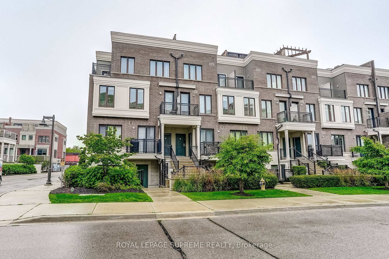 70 Eastwood Park Garden • #36 • Toronto, ON photo 1