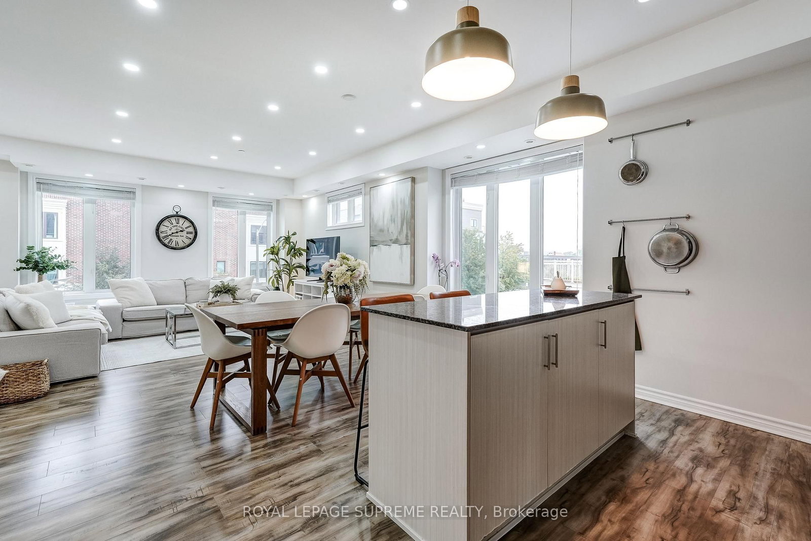 70 Eastwood Park Garden • #36 • Toronto, ON photo 19