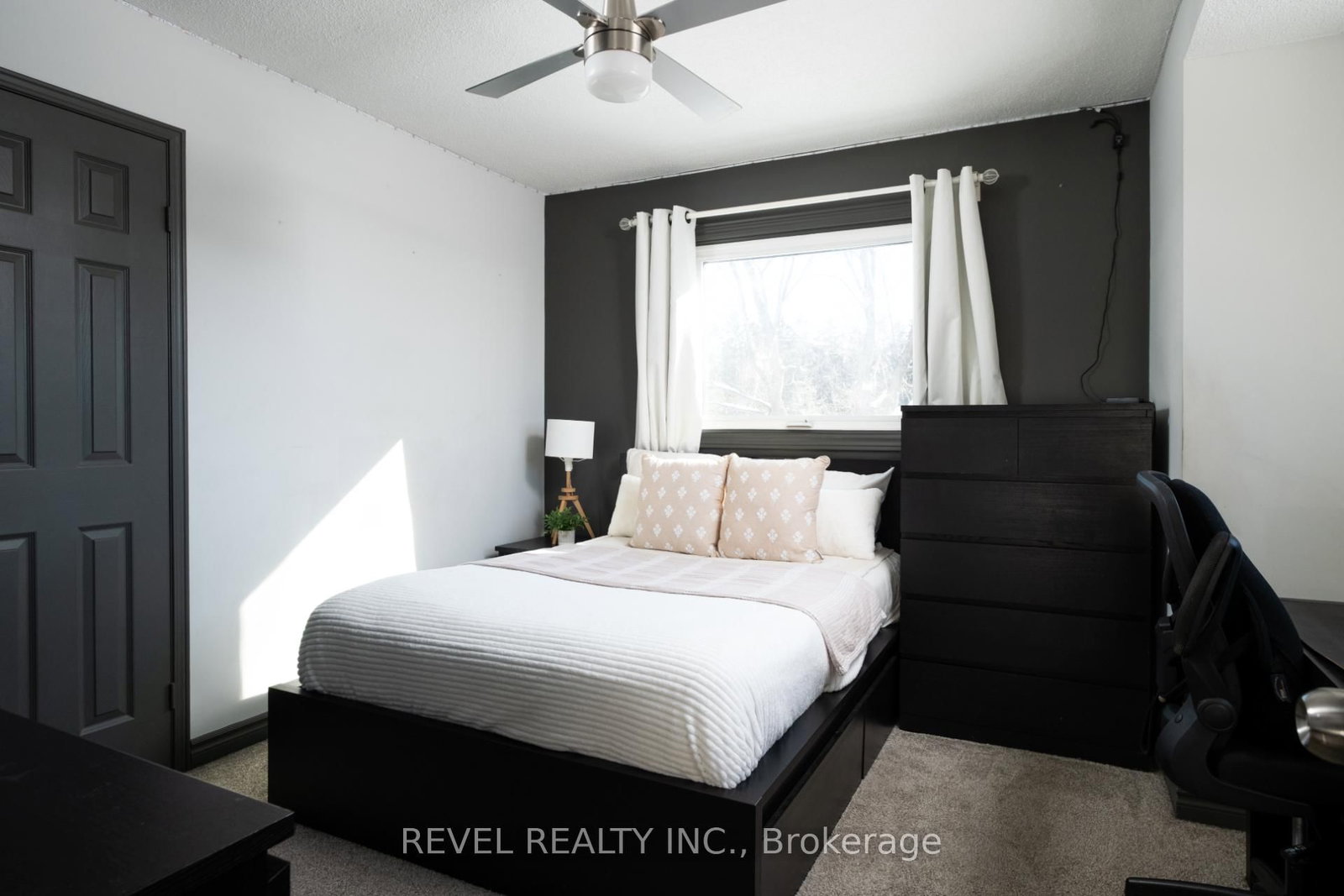 14227 Trafalgar Road • Halton Hills, ON photo 19