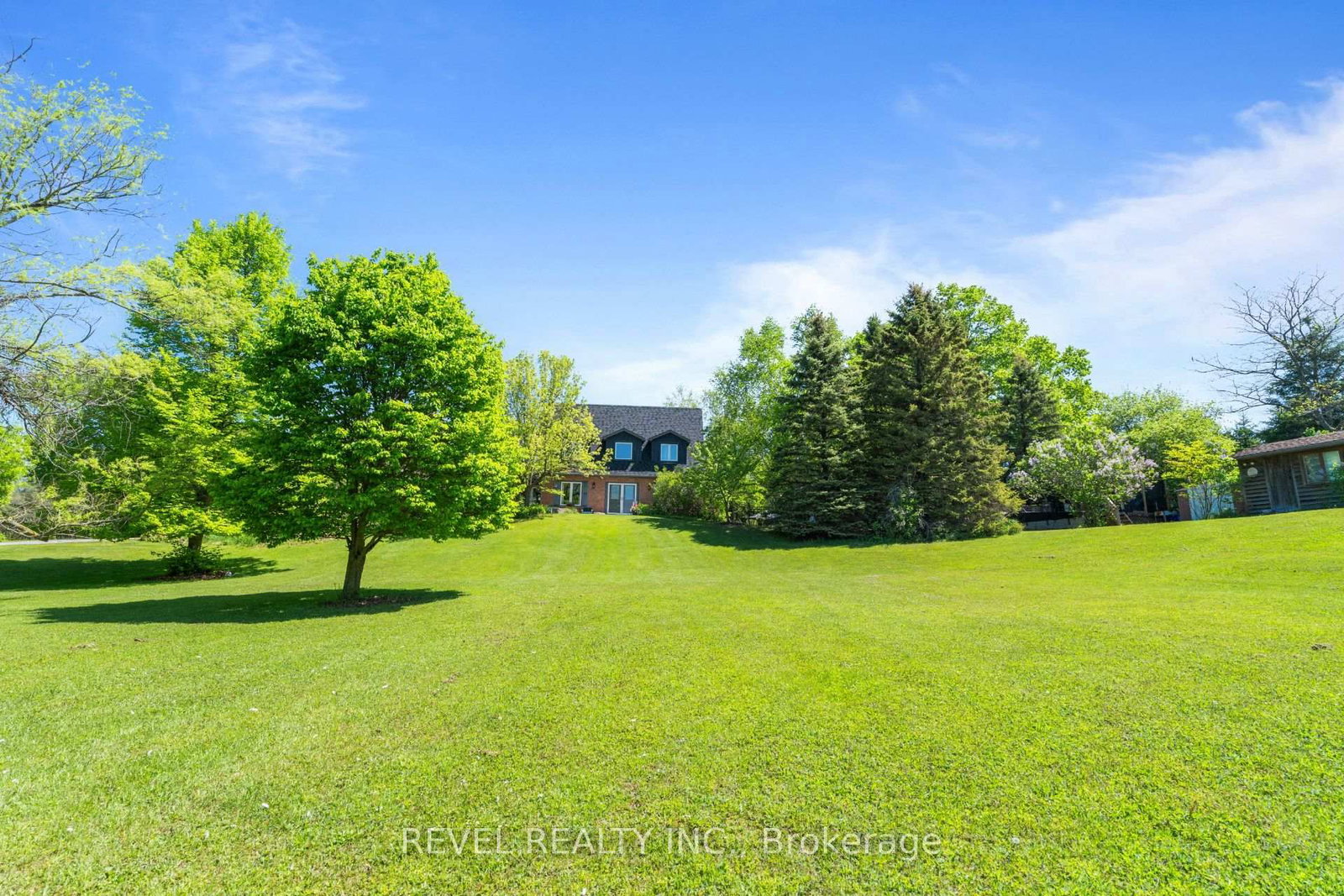 14227 Trafalgar Road • Halton Hills, ON photo 34
