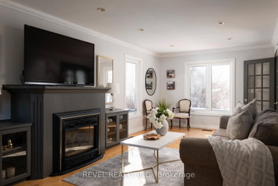 14227 Trafalgar Road • Halton Hills, ON photo 5