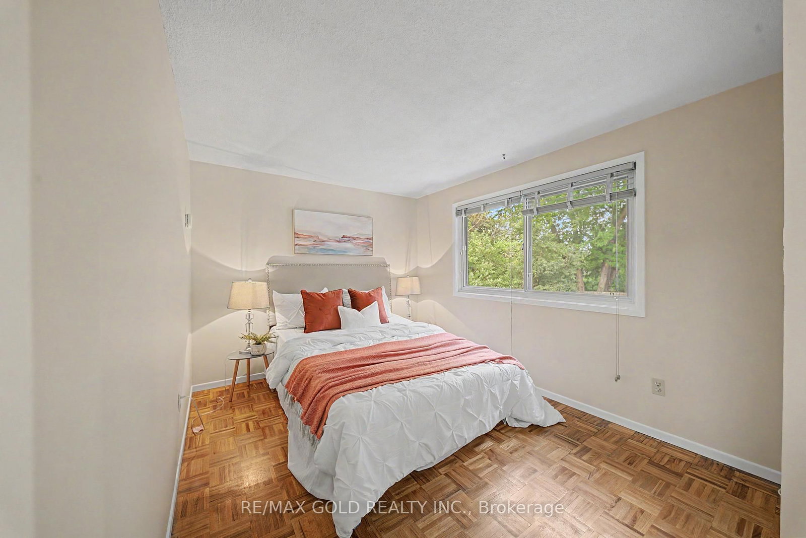 52 Madoc Drive • Brampton, ON photo 10