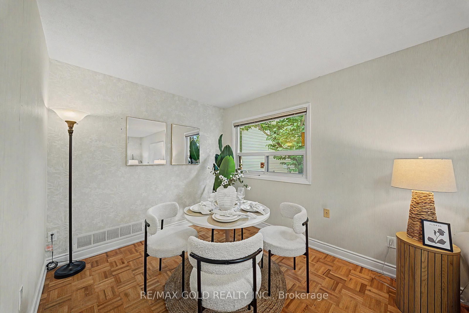 52 Madoc Drive • Brampton, ON photo 14