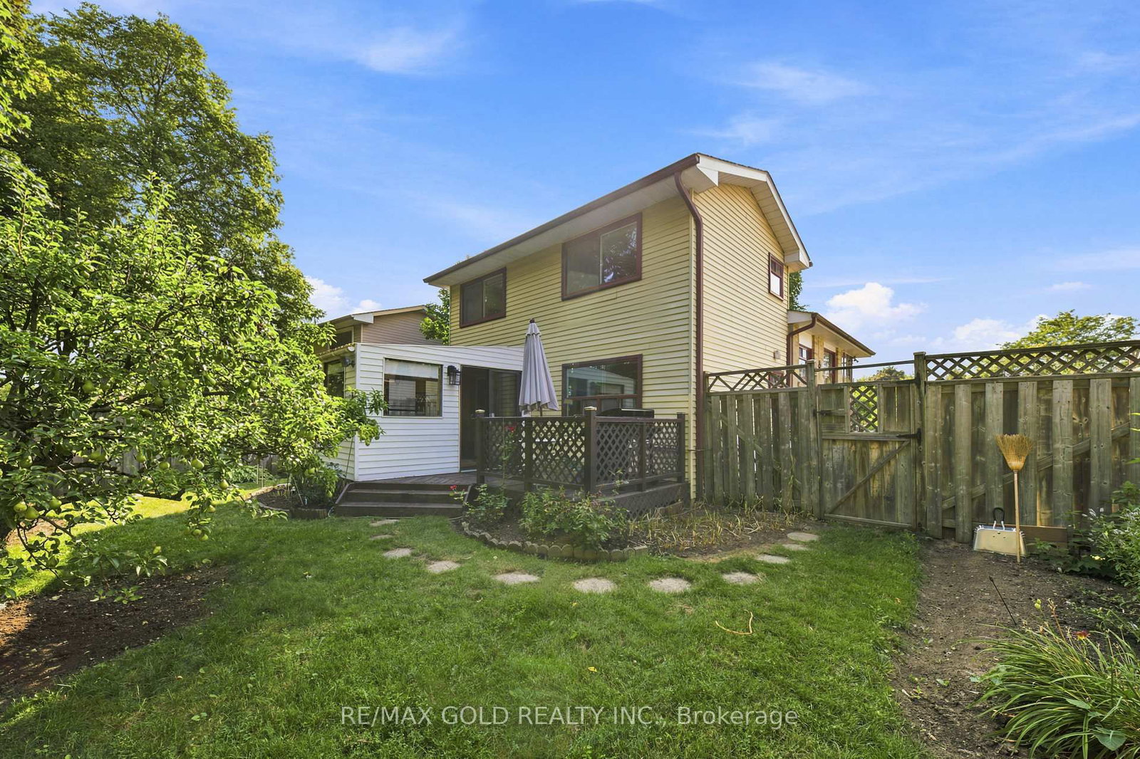 52 Madoc Drive • Brampton, ON photo 19