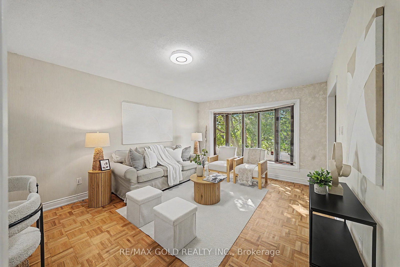 52 Madoc Drive • Brampton, ON photo 4