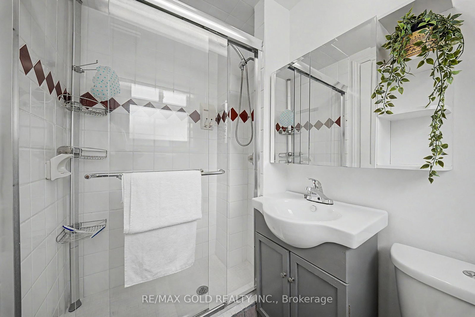 52 Madoc Drive • Brampton, ON photo 6