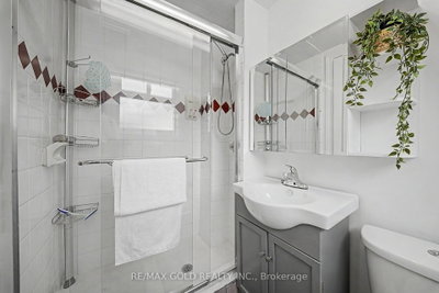 52 Madoc Drive • Brampton, ON photo 6