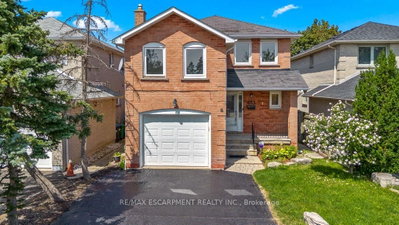 Detached House sold at 853 Apple Gate Court, Mississauga, Ontario, L5C 4L8 - Creditview - MLS: W13732968