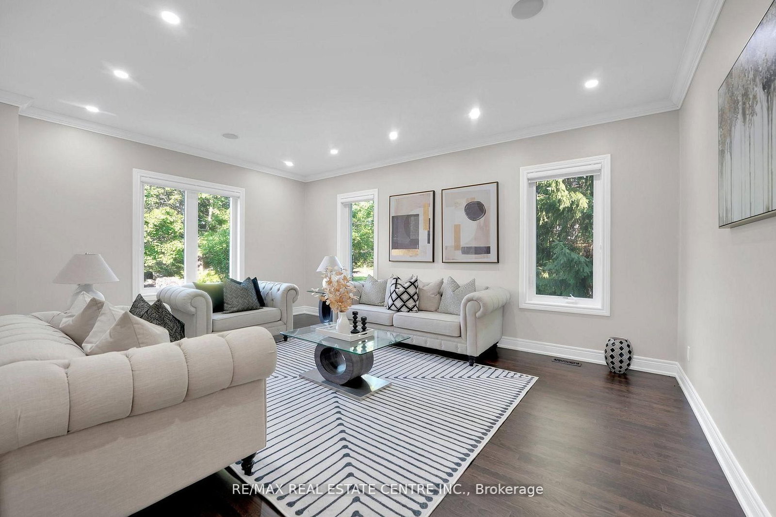 11135 Menzies Court • Milton, ON photo 12