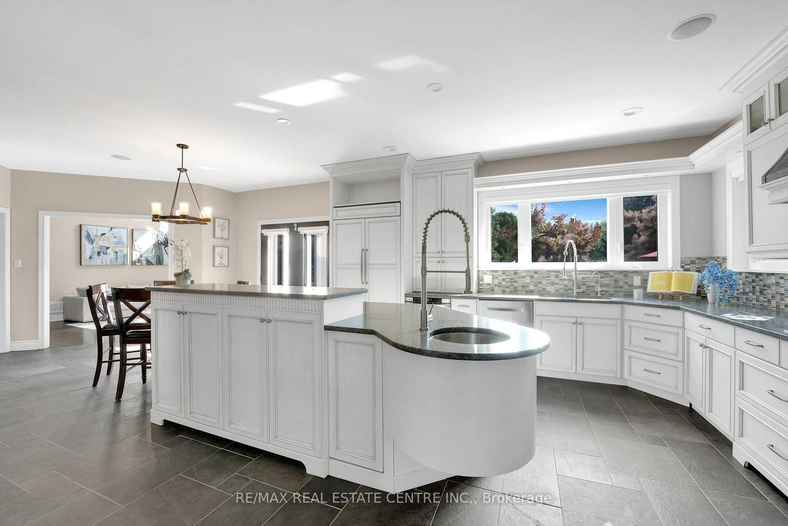 11135 Menzies Court • Milton, ON photo 17