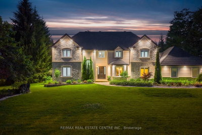 11135 Menzies Court • Milton, ON photo 3