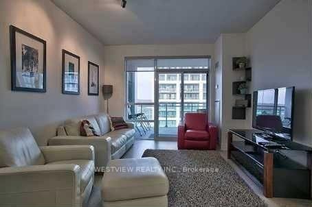 806 - 16 Brookers Lane