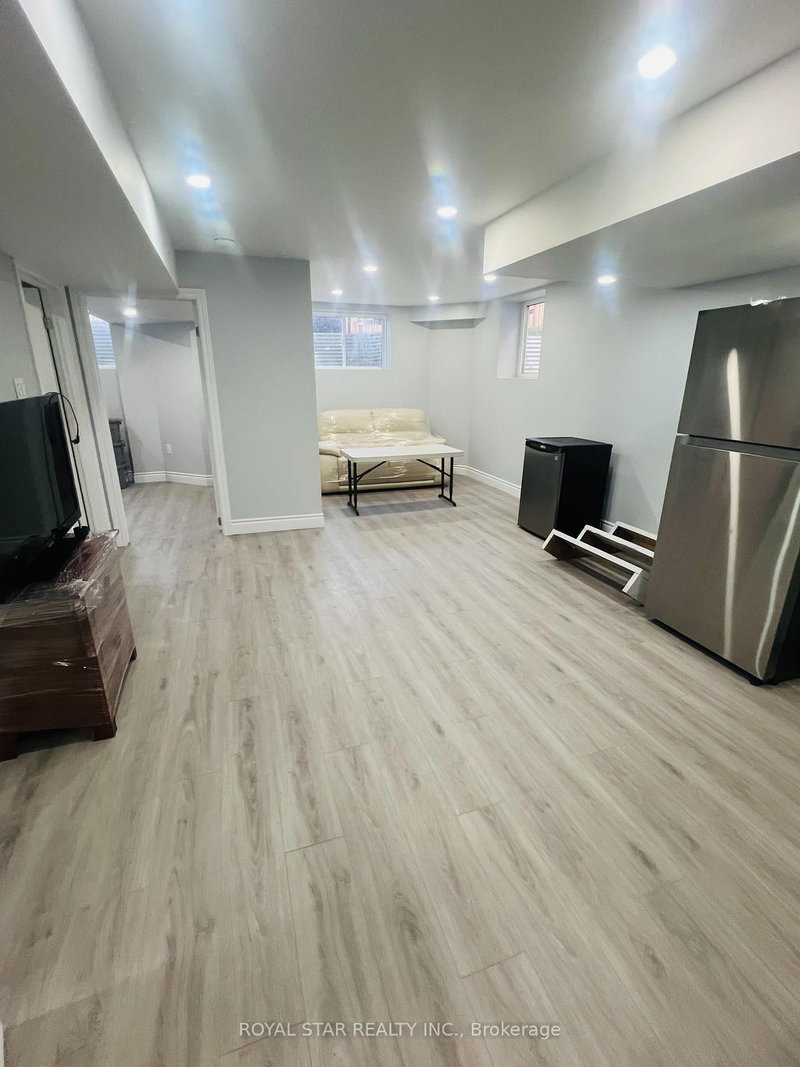 Basement - 121 Bonnieglen Farm Boulevard