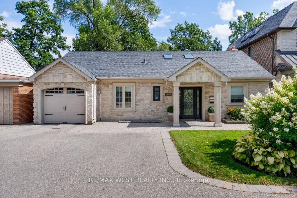 4653 Dundas Street W • Toronto, ON photo 50