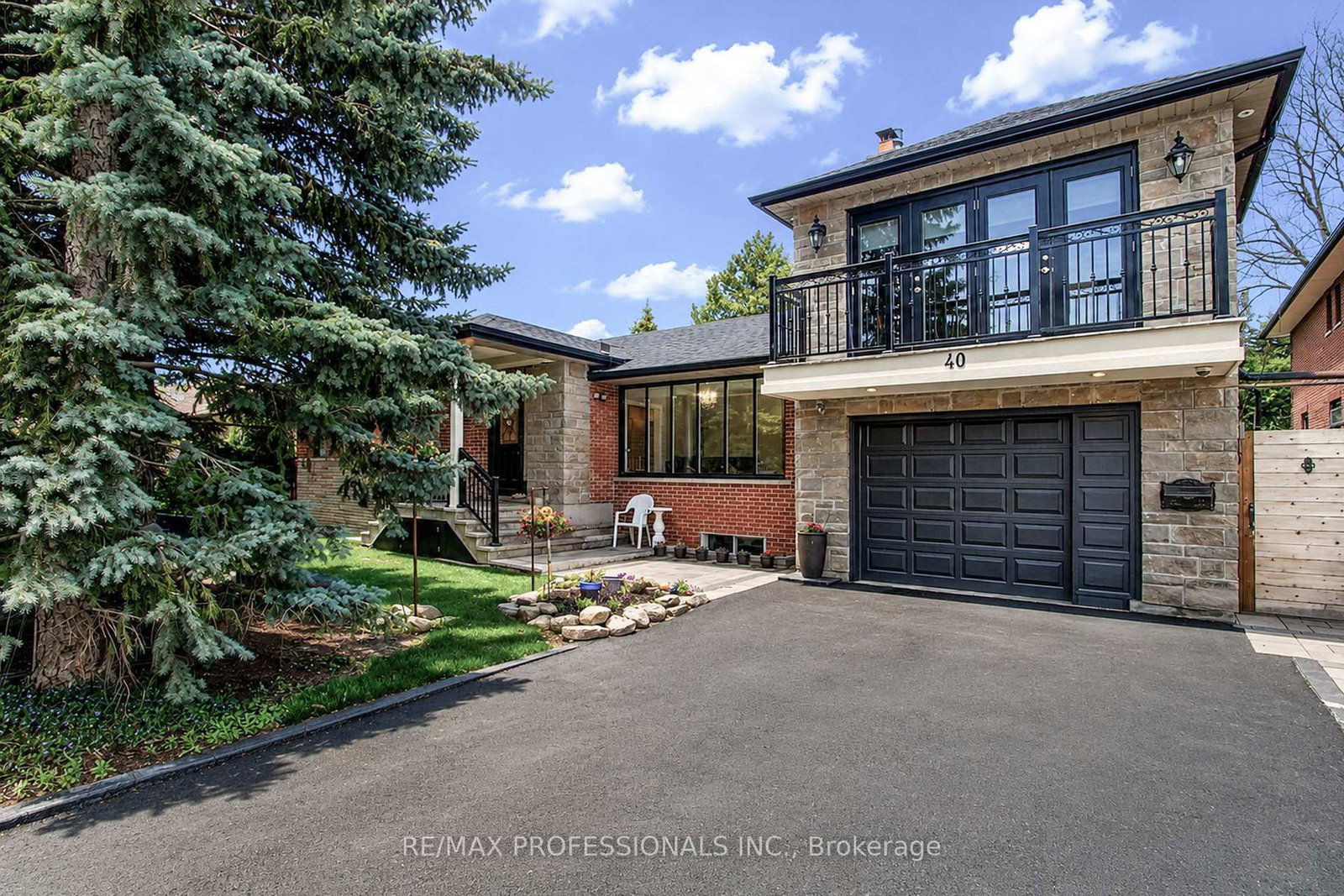 40 Cowley Avenue • Toronto, ON photo 1