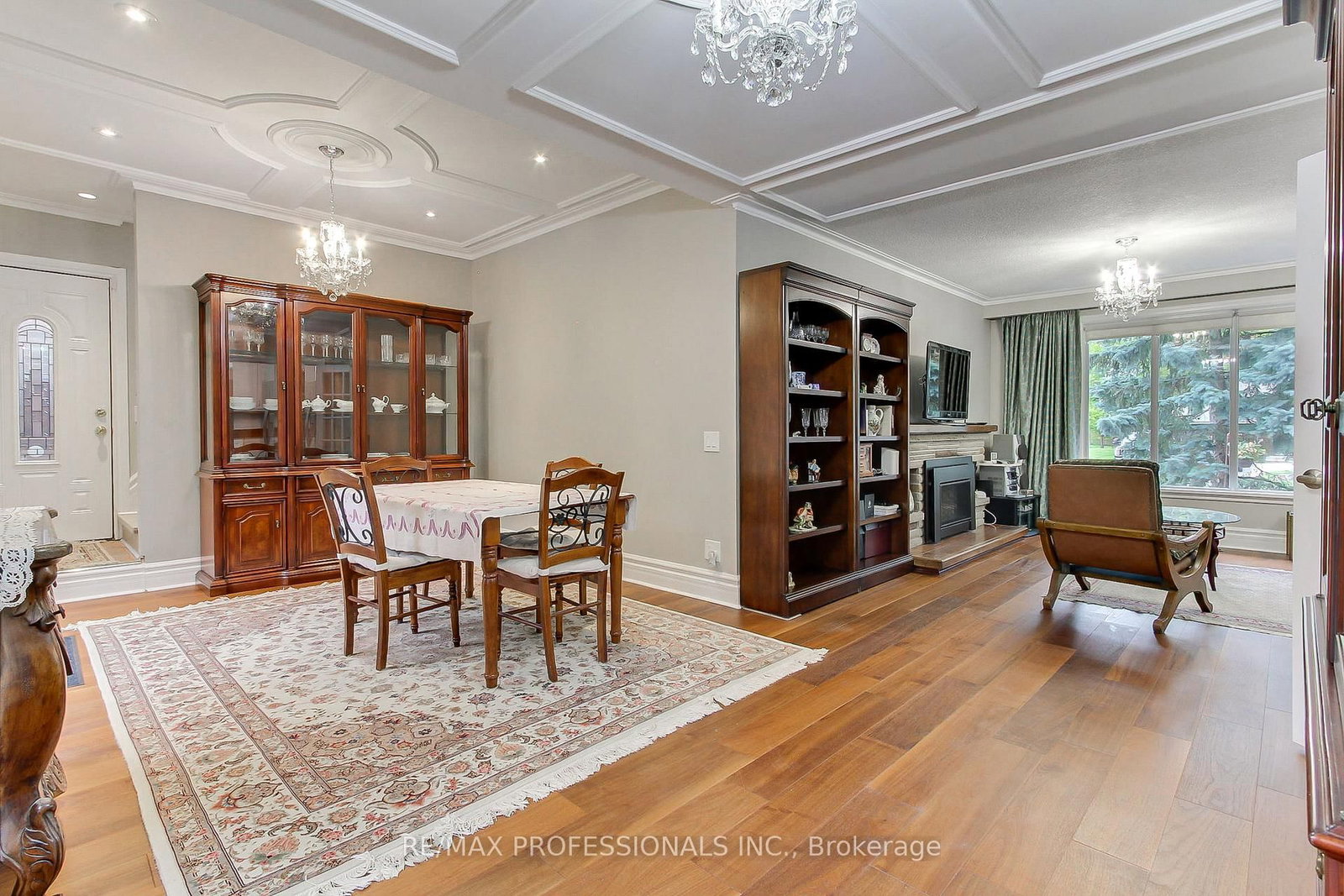 40 Cowley Avenue • Toronto, ON photo 10