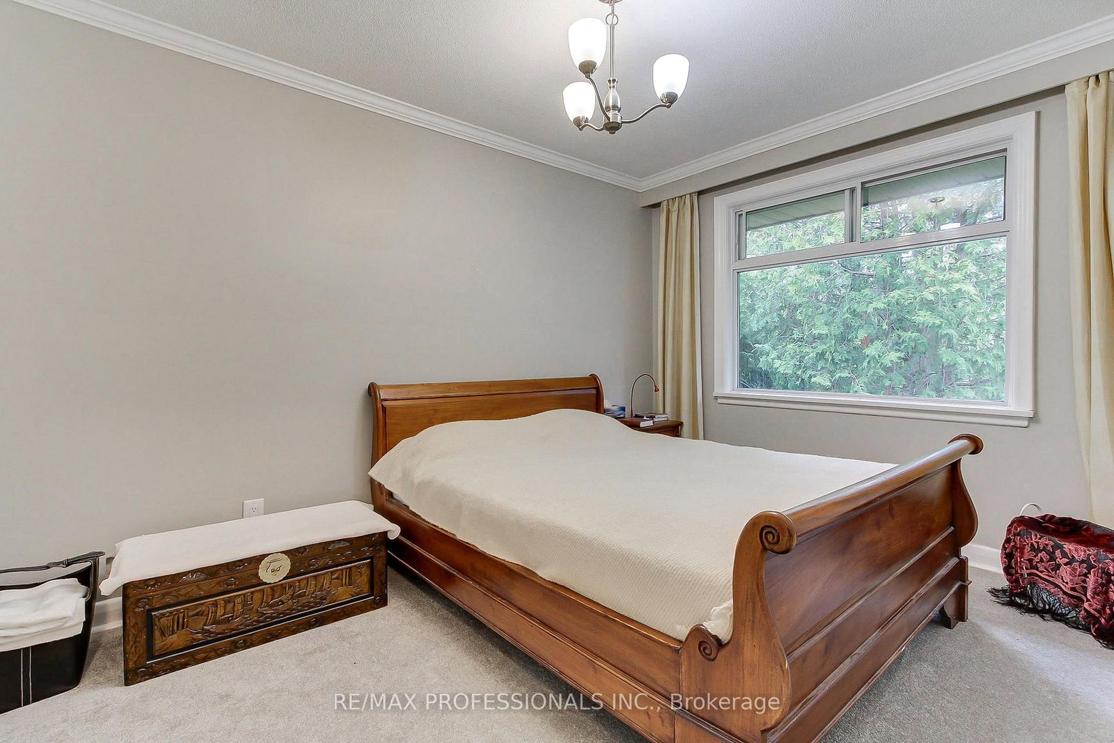 40 Cowley Avenue • Toronto, ON photo 17