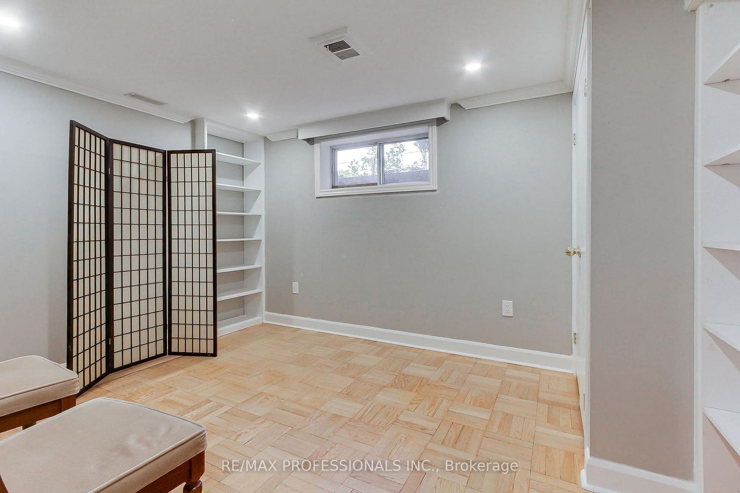 40 Cowley Avenue • Toronto, ON photo 25