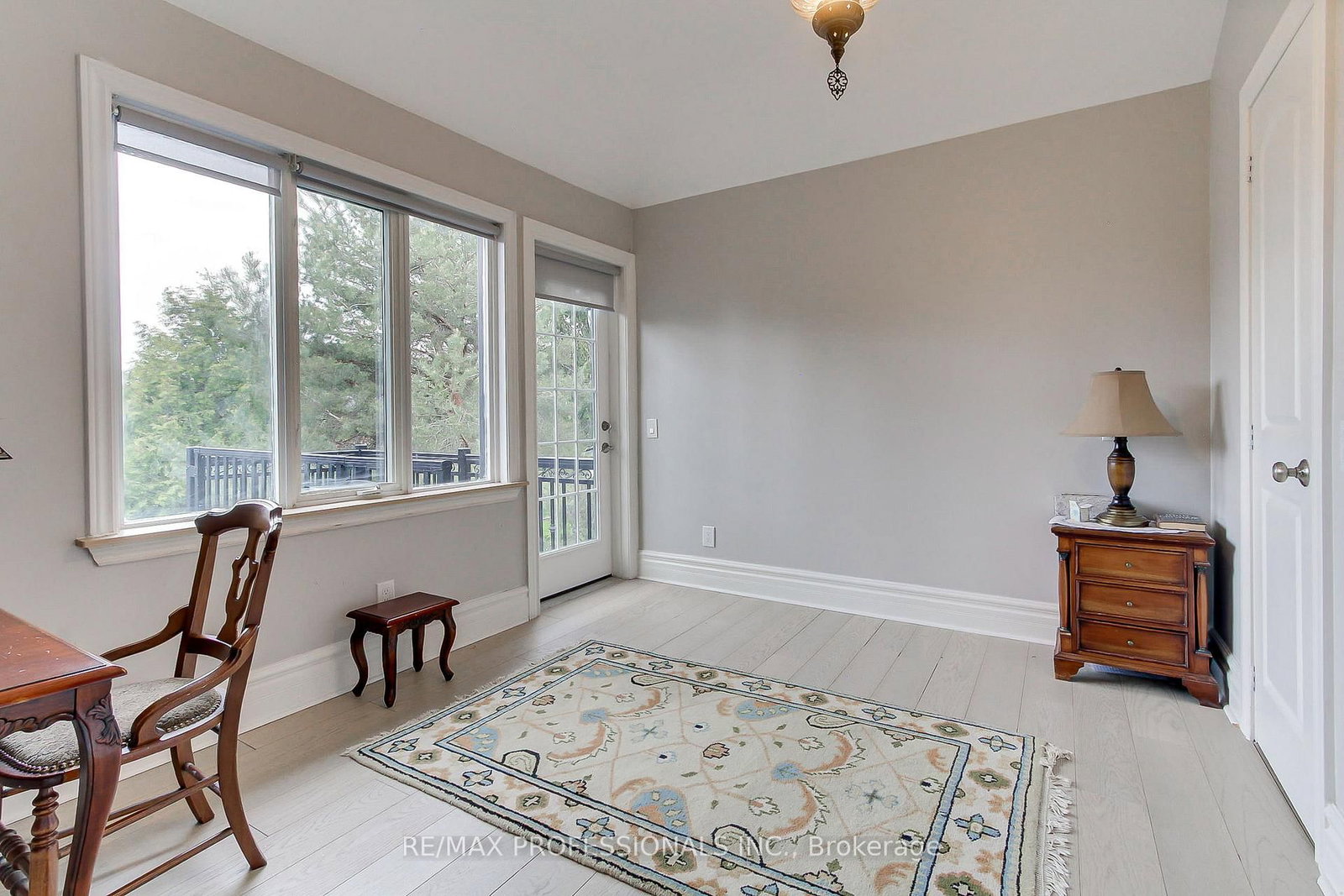 40 Cowley Avenue • Toronto, ON photo 33