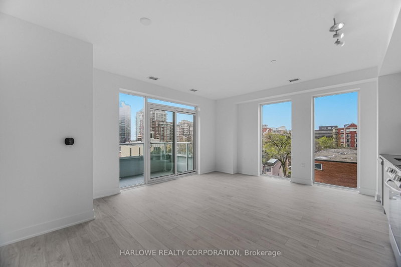 410 - 2088 James Street