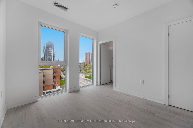 410 - 2088 James Street