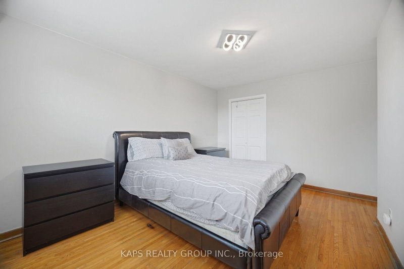 43 Donofree Toronto,ON M6L 2P4 — Photo 19