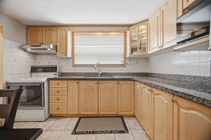 43 Donofree Toronto,ON M6L 2P4 — Photo 36
