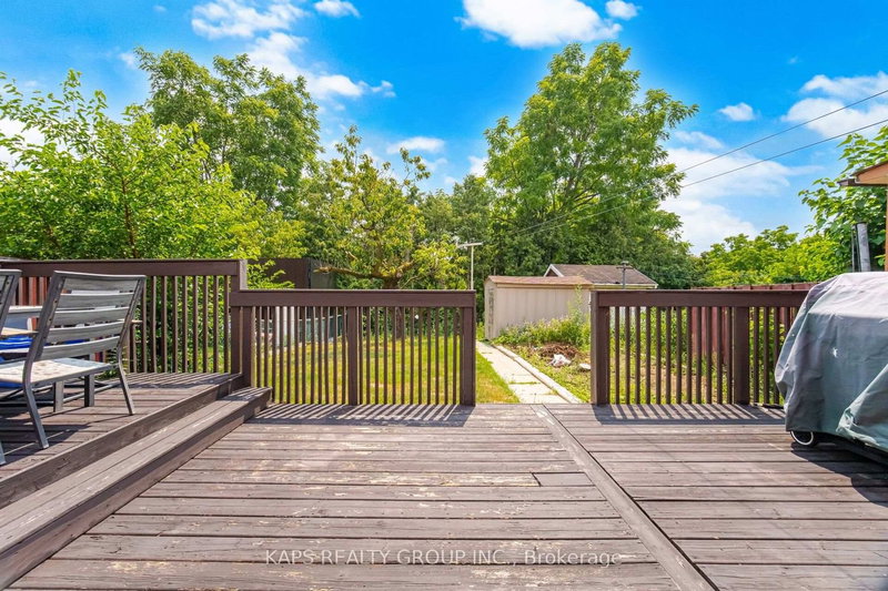 43 Donofree Toronto,ON M6L 2P4 — Photo 40