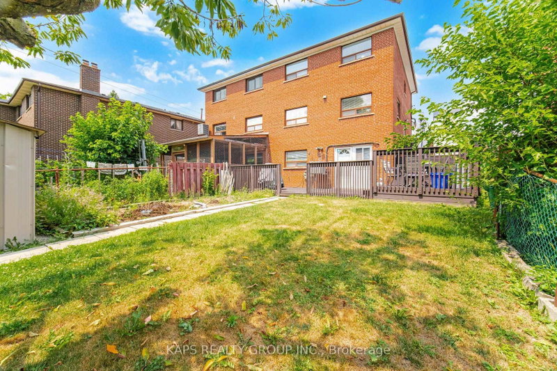 43 Donofree Toronto,ON M6L 2P4 — Photo 49