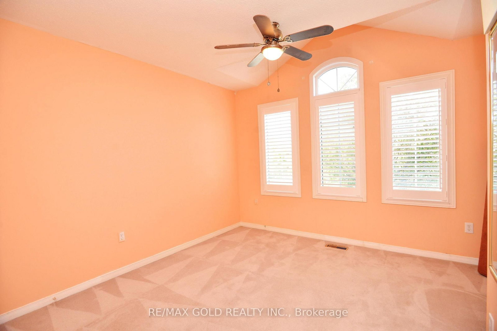 5974 Tenth Line • Mississauga, ON photo 30