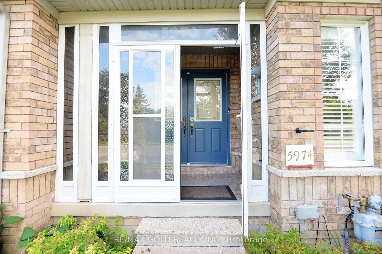5974 Tenth Line • Mississauga, ON photo 5