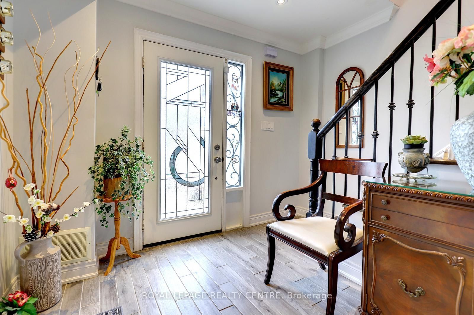 1296 Woodhill Court • Mississauga, ON photo 6