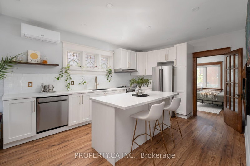 9 Fairview Avenue